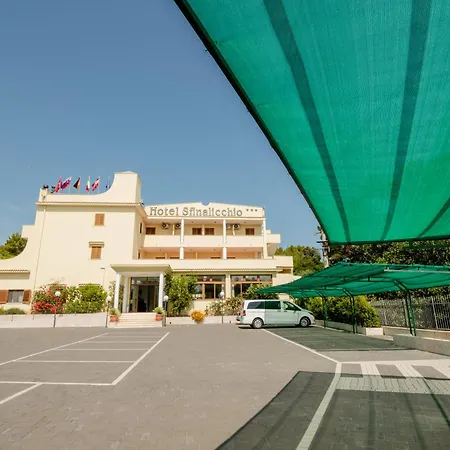 酒店 Sfinalicchio 3*