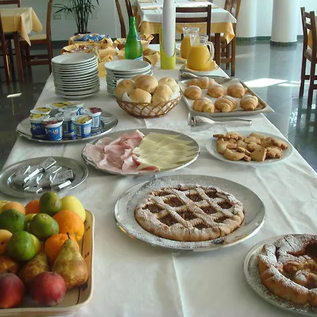 فندق Sfinalicchio 3*