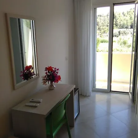 Hotel Sfinalicchio 3*