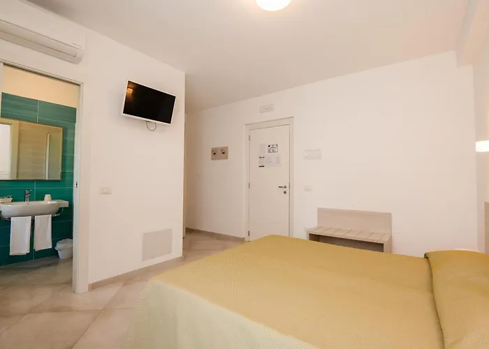 Hotel Sfinalicchio 3*